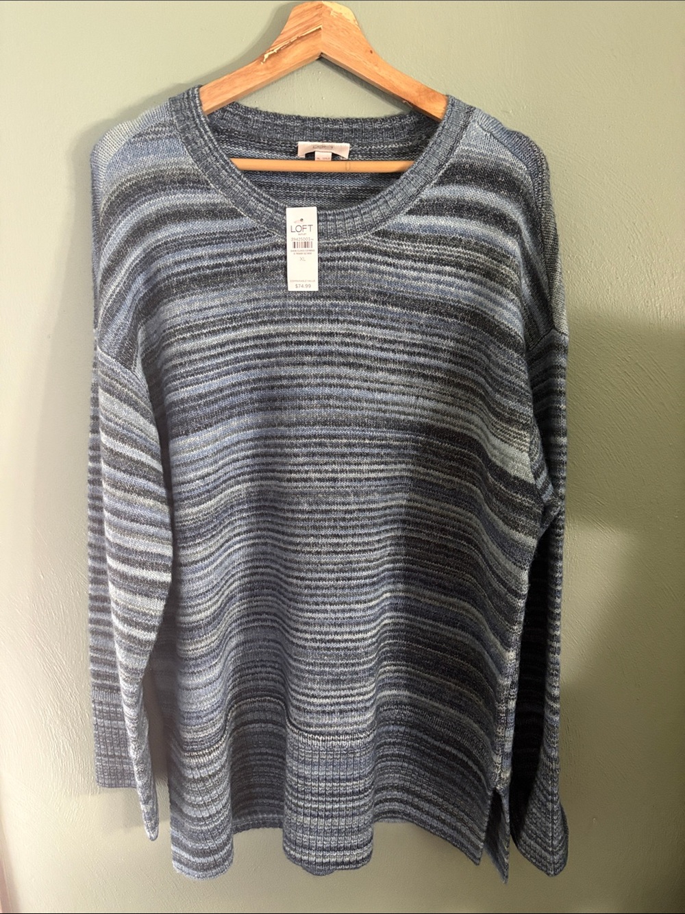 LOFT Womens Xl Blue Striped Crewneck Sweater